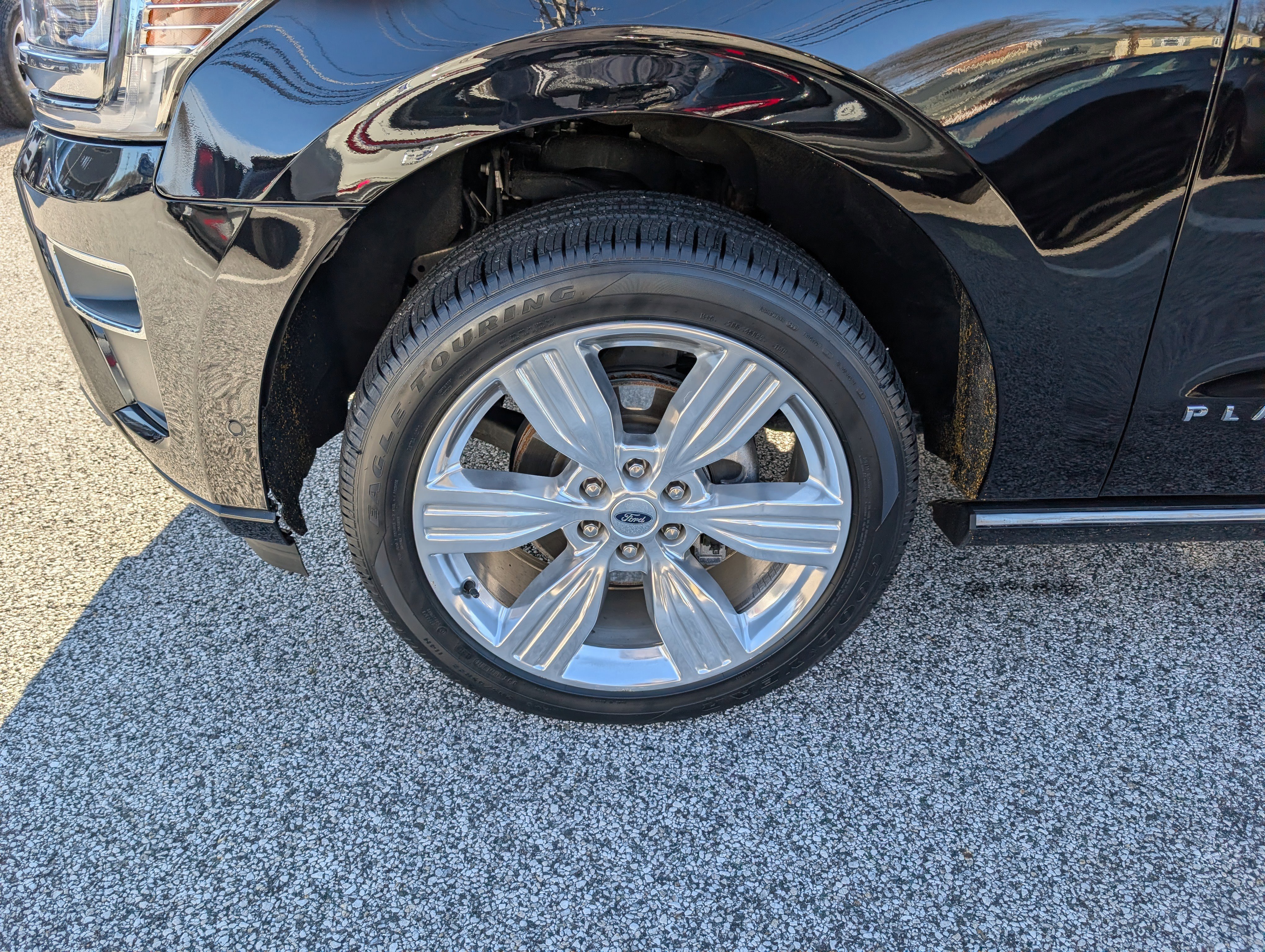 Certified 2024 Ford Expedition Max Platinum image 11