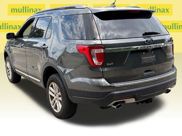 Certified 2018 Ford Explorer XLT w/ Equipment Group 202A AWD/4WD image 9
