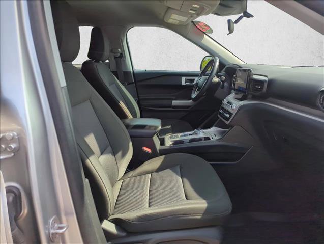 Certified 2023 Ford Explorer XLT RWD image 18