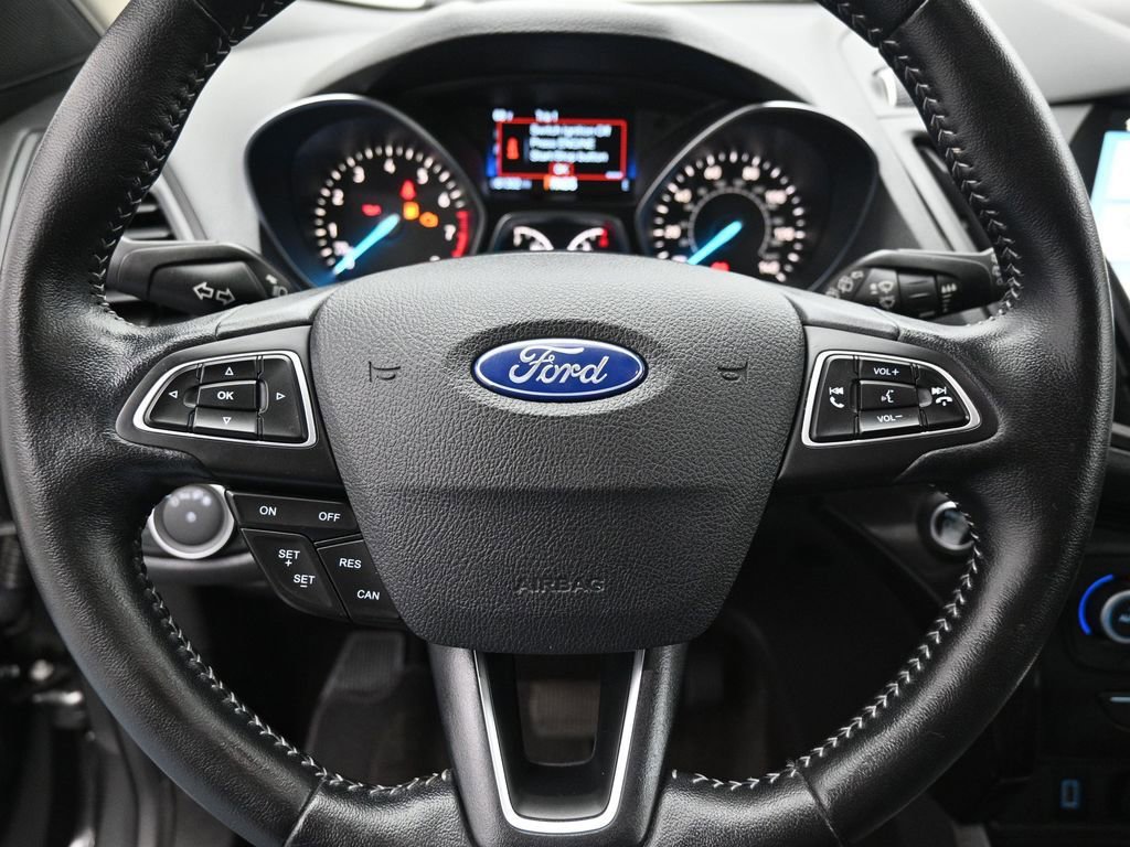 Certified 2019 Ford Escape SE image 39