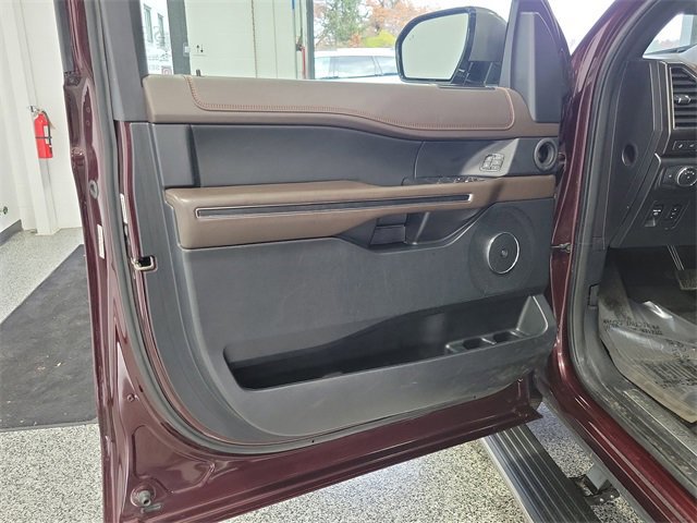 Certified 2021 Ford Expedition King Ranch image 6