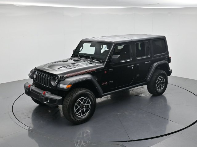 Used 2025 Jeep Wrangler Unlimited Rubicon AWD/4WD image 39