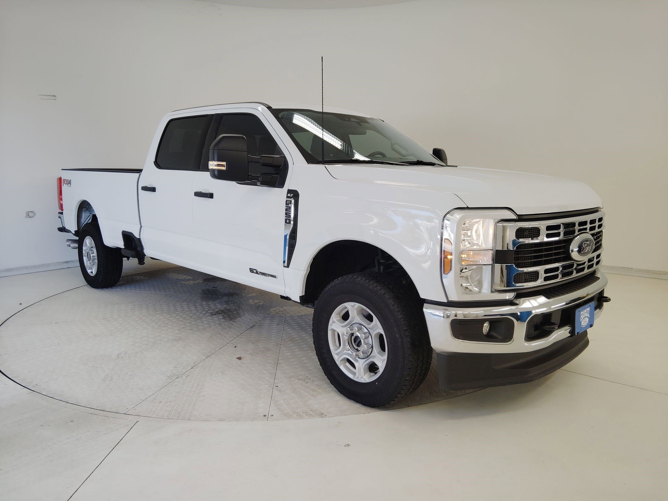 Certified 2025 Ford F250 XLT w/ FX4 Off-Road Package image 7