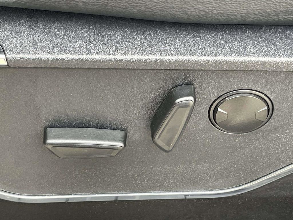 Certified 2024 Ford F350 Lariat w/ Lariat Ultimate Package image 14