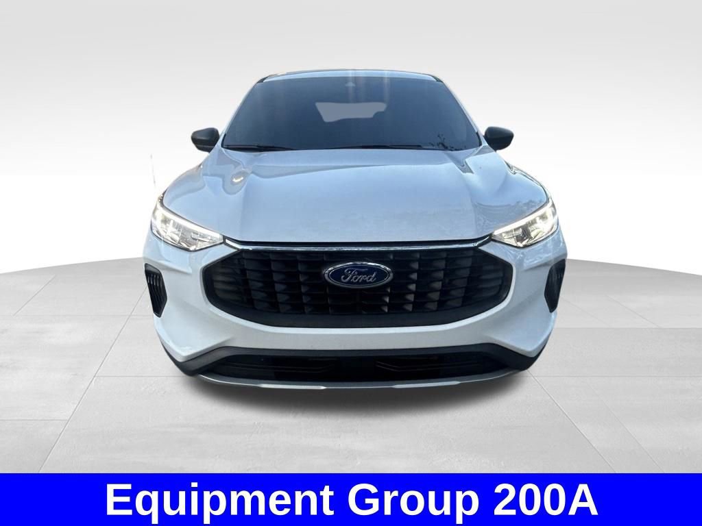 Certified 2024 Ford Escape Active w/ Cold Weather Package image 8