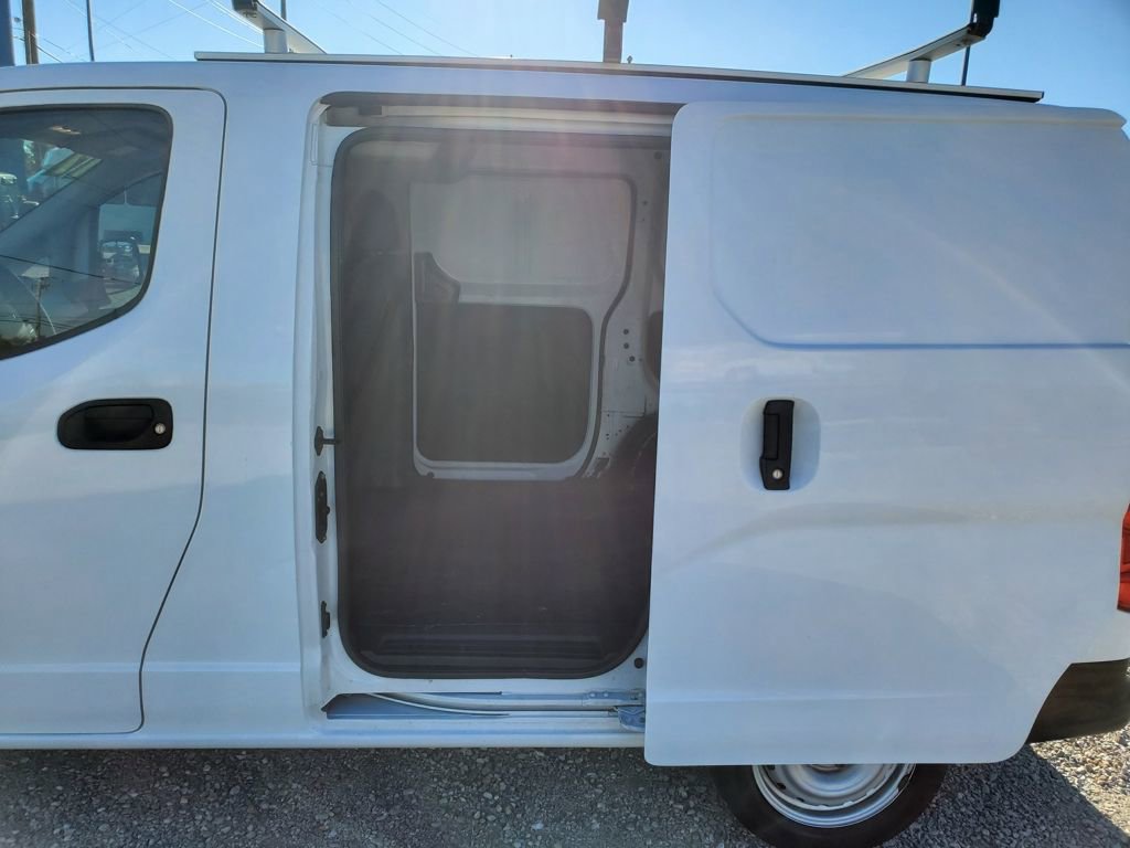 Used 2017 Chevrolet City Express LS image 11