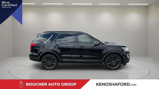 Certified 2017 Ford Explorer XLT w/ Equipment Group 202A FWD image 4