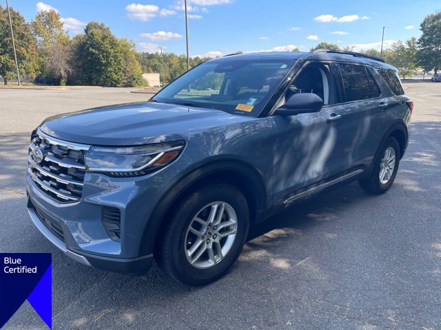Certified 2025 Ford Explorer Active RWD image 1