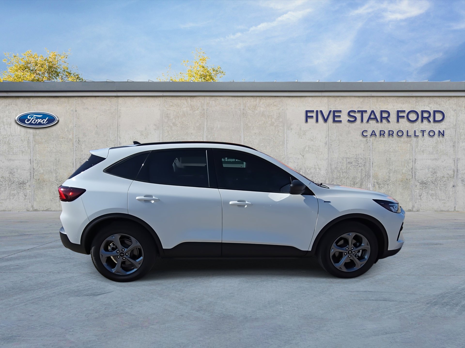 Certified 2025 Ford Escape ST-Line w/ Tech Pack #1 image 9