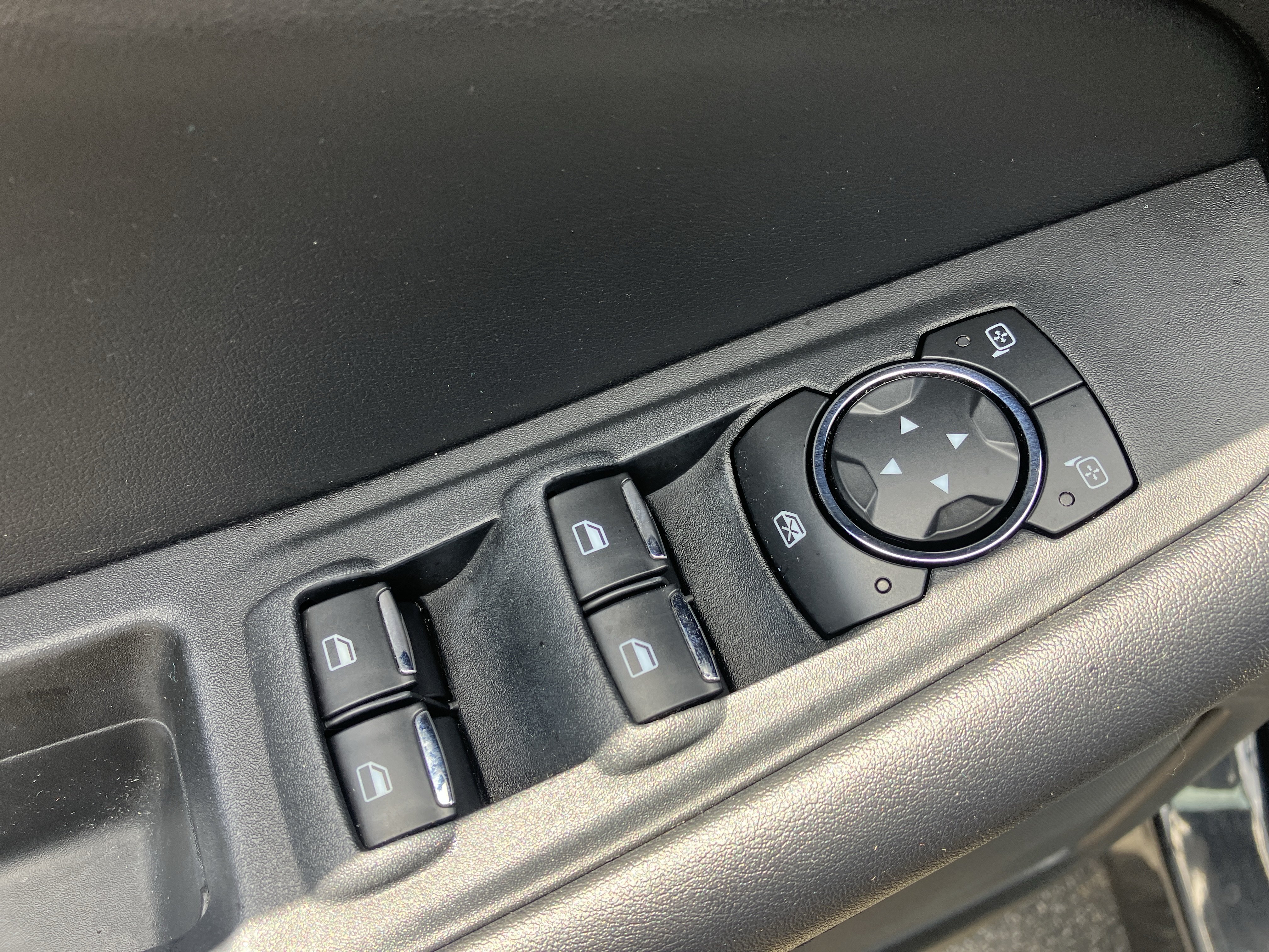 Certified 2022 Ford Edge SEL AWD/4WD image 18