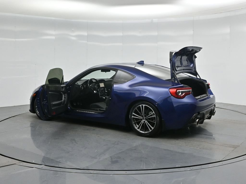 Used 2017 Toyota 86 image 27