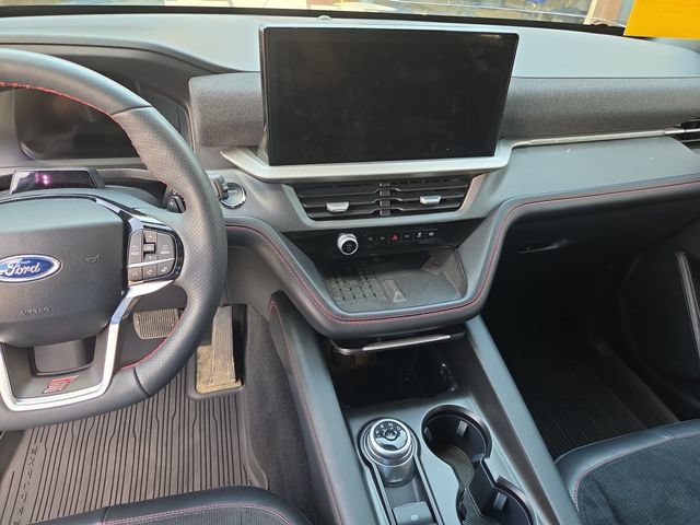 Certified 2025 Ford Explorer ST AWD/4WD image 19