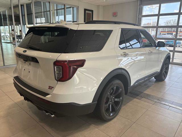 Certified 2023 Ford Explorer ST w/ Technology Package image 5