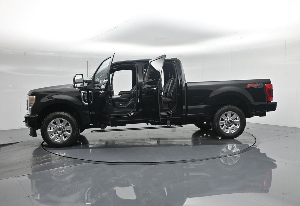 Certified 2022 Ford F250 Platinum w/ FX4 Off-Road Package image 61