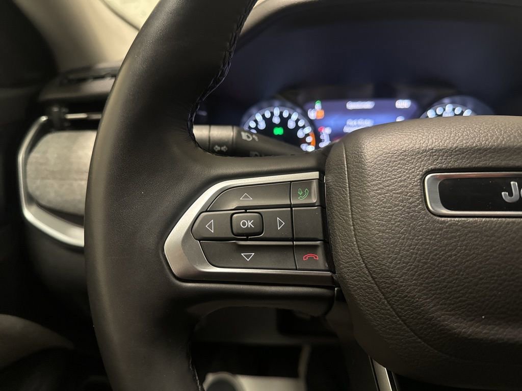 Used 2022 Jeep Compass Latitude image 42