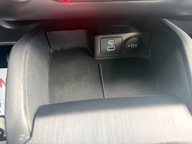 Certified 2025 Ford Escape ST-Line Select AWD/4WD image 26