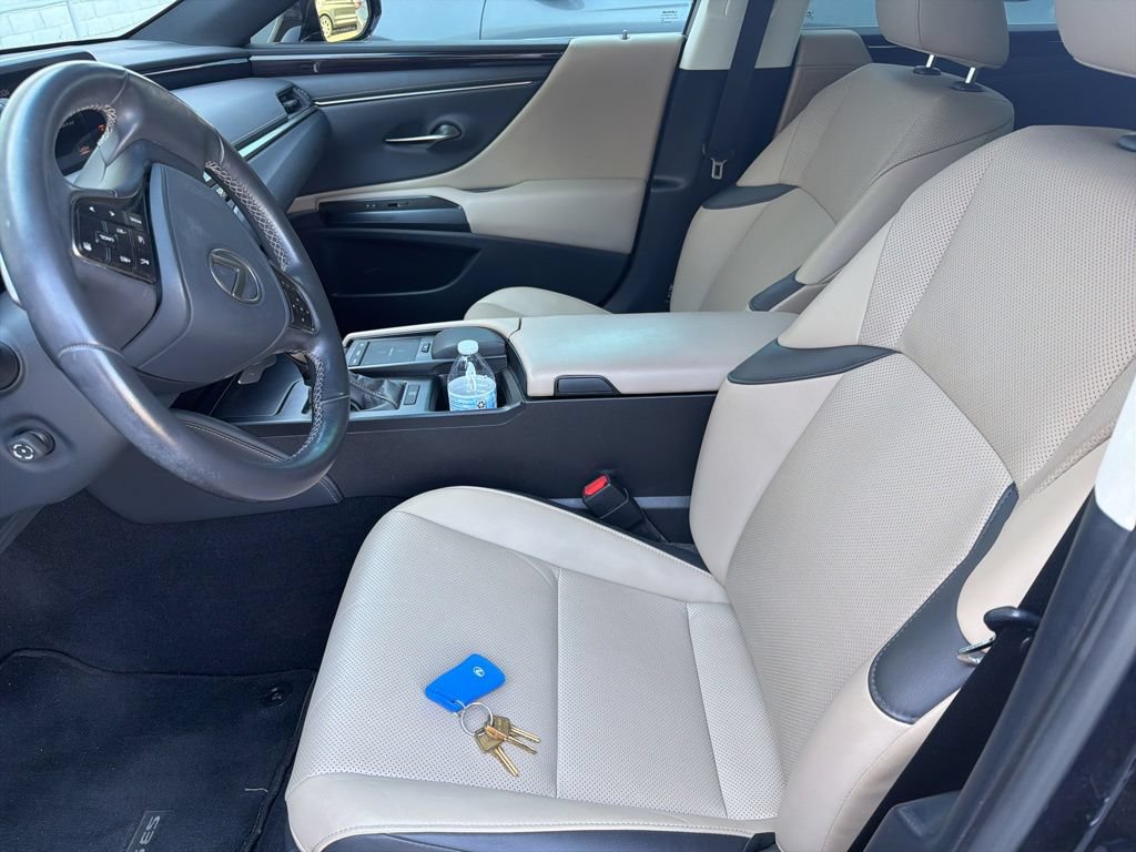 Used 2021 Lexus ES 350 w/ Premium Package FWD image 5