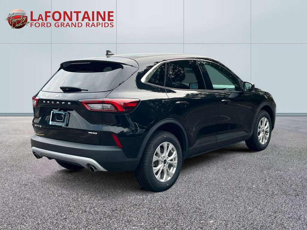 Certified 2023 Ford Escape Active AWD/4WD image 7