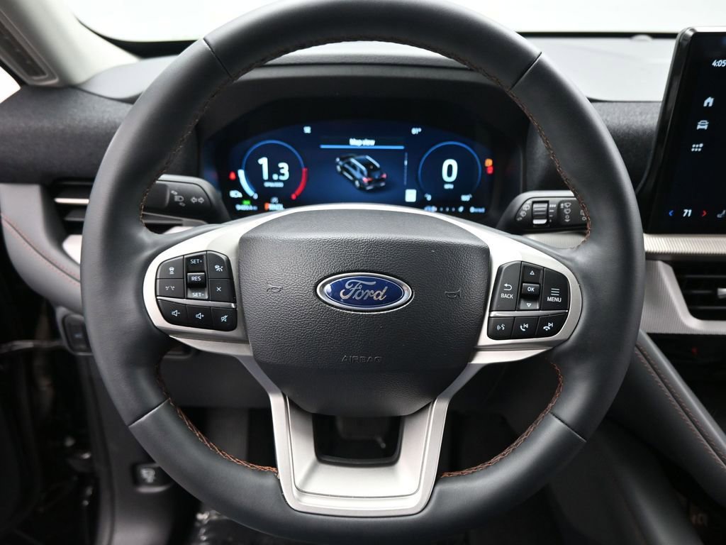 Certified 2025 Ford Explorer Active image 12