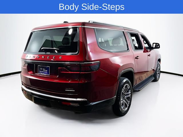 Used 2024 Jeep Wagoneer L Series II w/ Flexible Seating Group AWD/4WD image 11