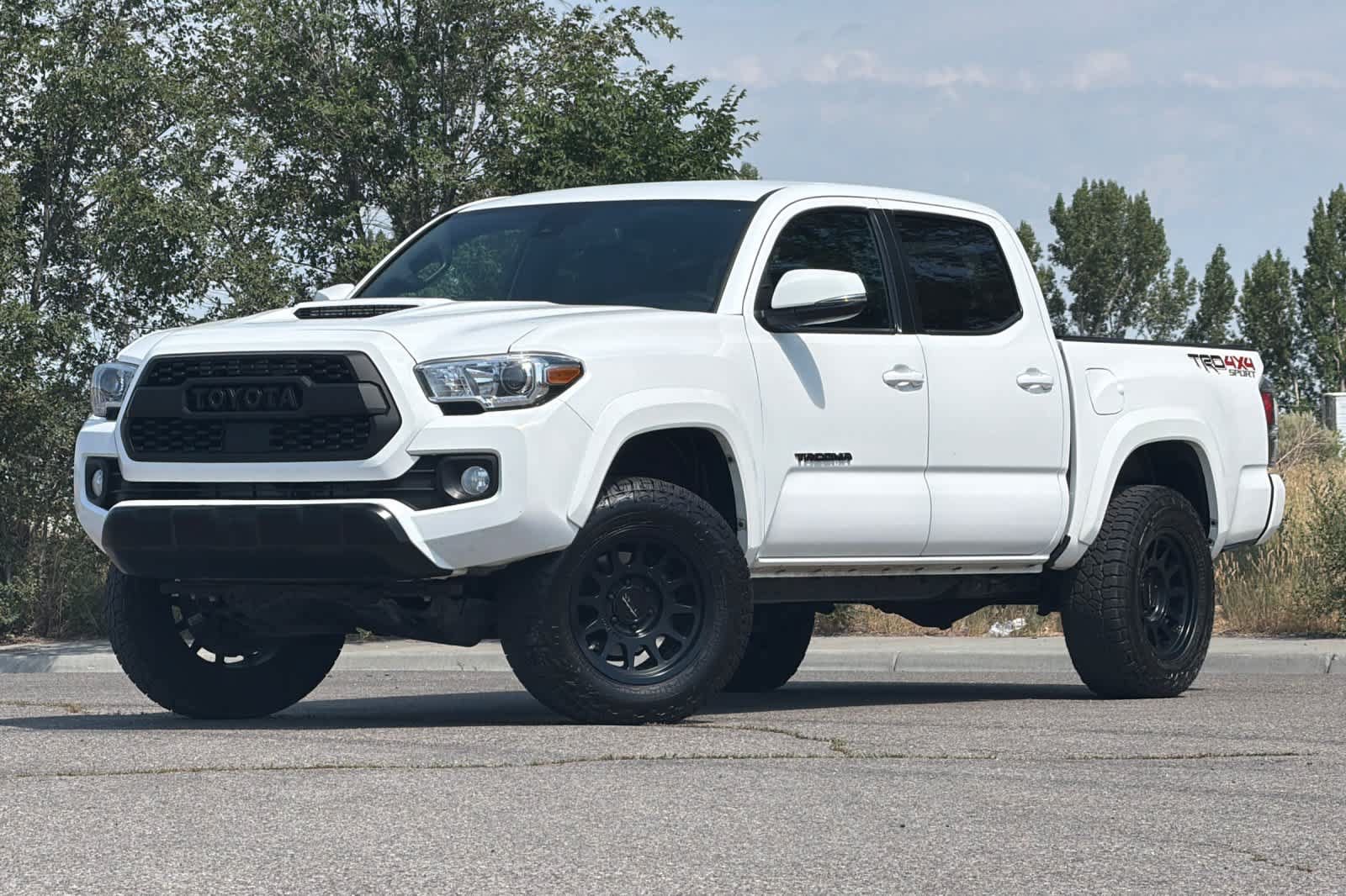 Used 2021 Toyota Tacoma TRD Sport w/ Technology Package