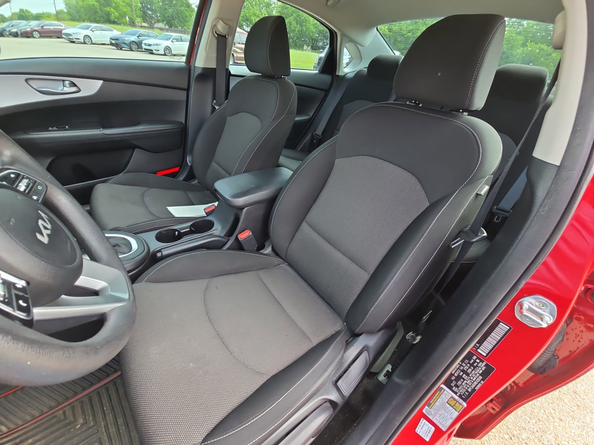 Used 2022 Kia Forte LXS w/ LXS Technology Package FWD image 11