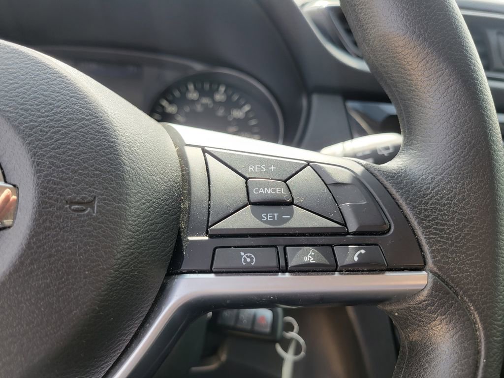 Used 2020 Nissan Rogue S AWD/4WD image 22