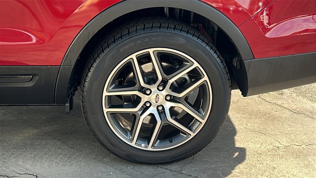 Certified 2017 Ford Explorer Sport w/ Equipment Group 401A image 5