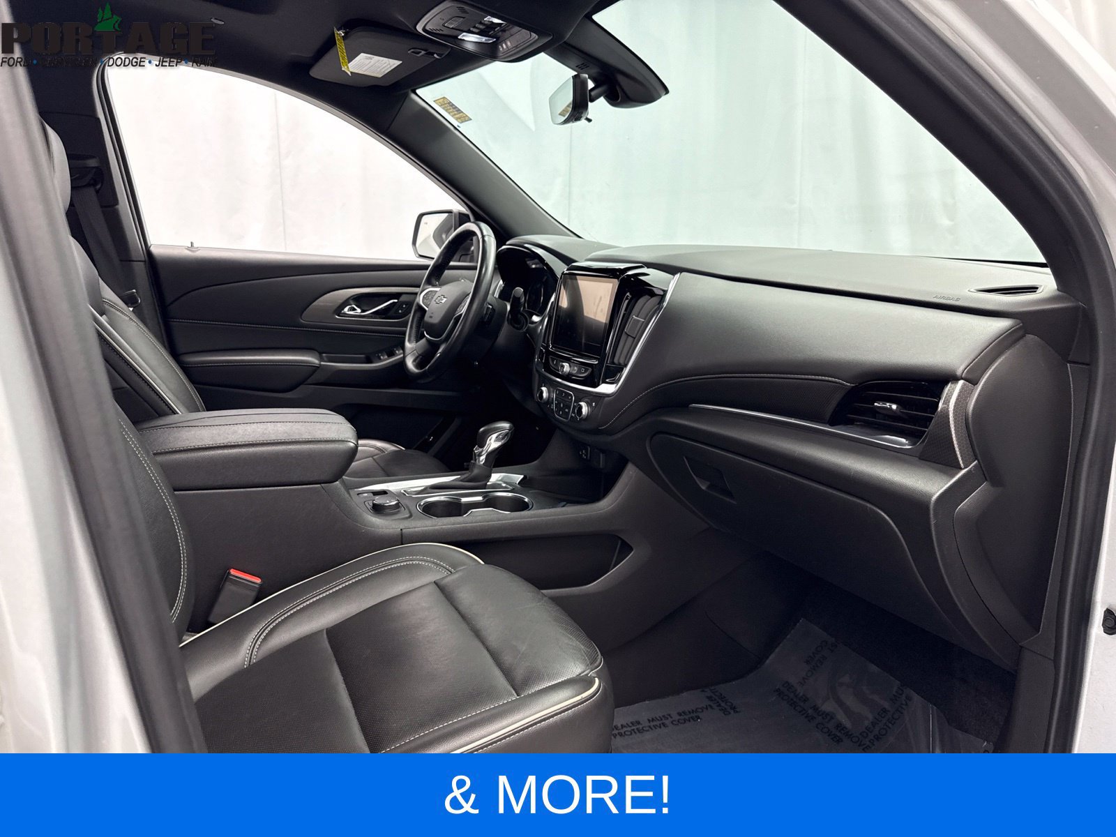 Used 2022 Chevrolet Traverse Premier w/ Redline Edition AWD/4WD image 30