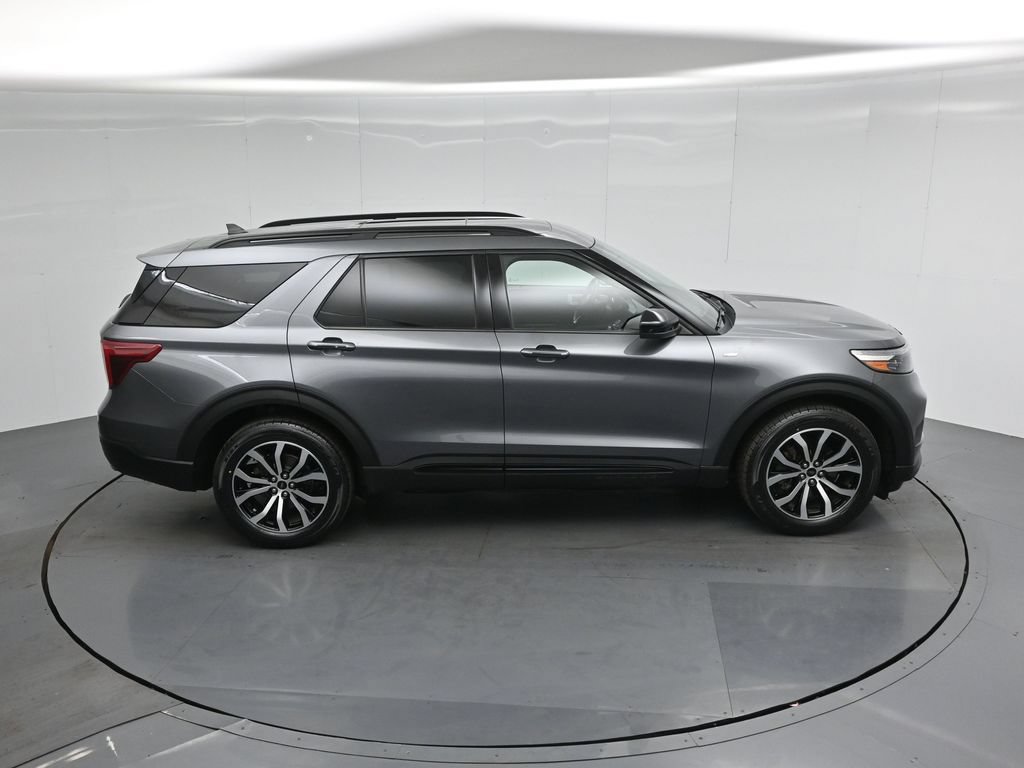 Certified 2022 Ford Explorer ST-Line w/ Class IV Trailer Tow Package AWD/4WD image 37