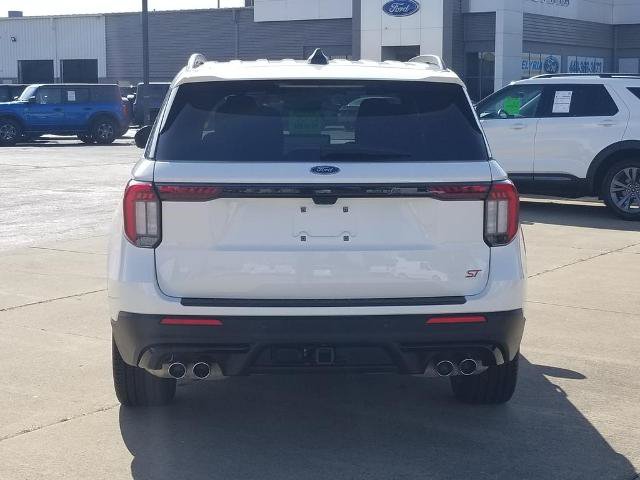 Certified 2025 Ford Explorer ST AWD/4WD image 3