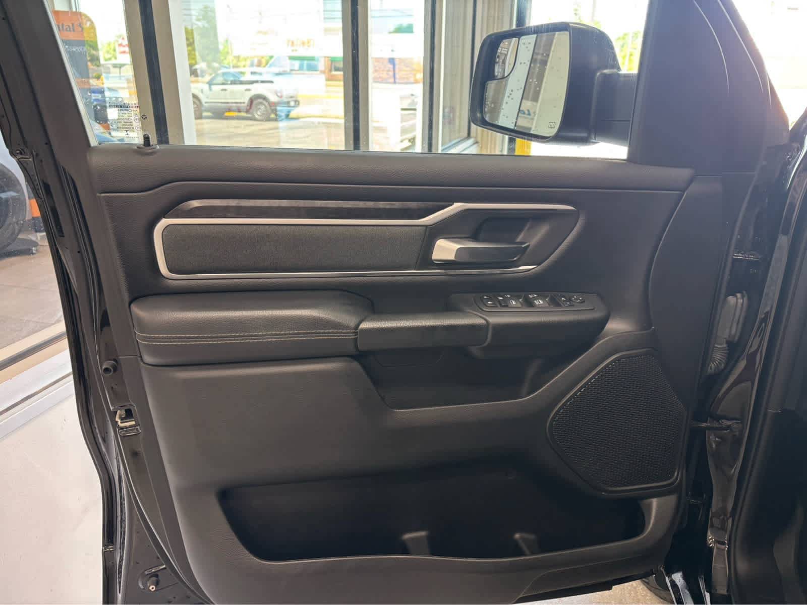 Used 2023 RAM 1500 Big Horn AWD/4WD image 22