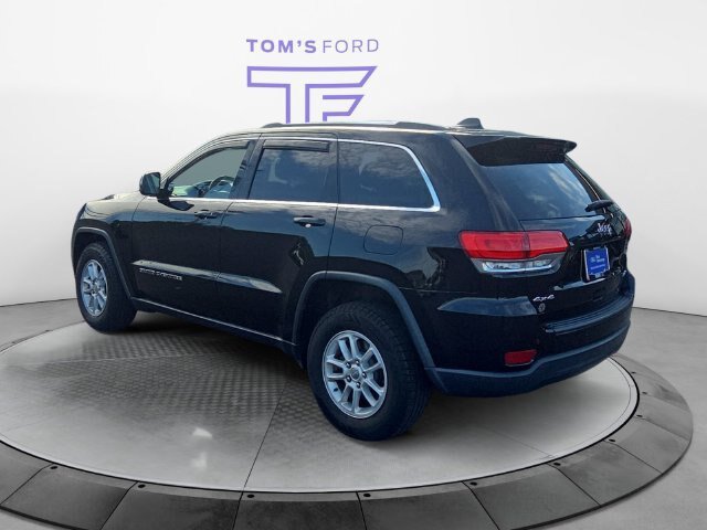 Used 2019 Jeep Grand Cherokee Laredo AWD/4WD image 3