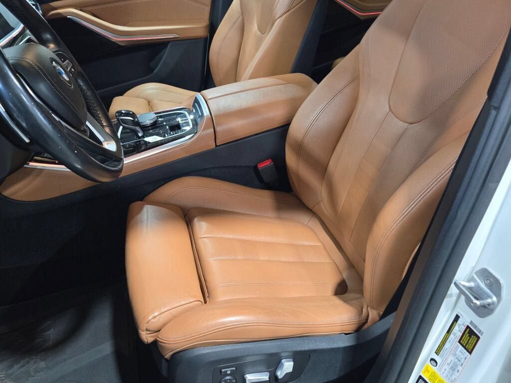 Used 2019 BMW X5 xDrive40i w/ Premium Package AWD/4WD image 28