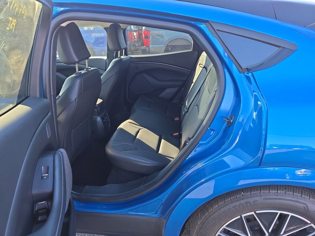Certified 2025 Ford Mustang Mach-E Premium AWD/4WD image 4