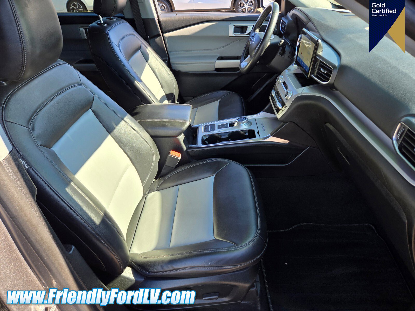 Certified 2023 Ford Explorer XLT w/ Equipment Group 202A RWD image 16