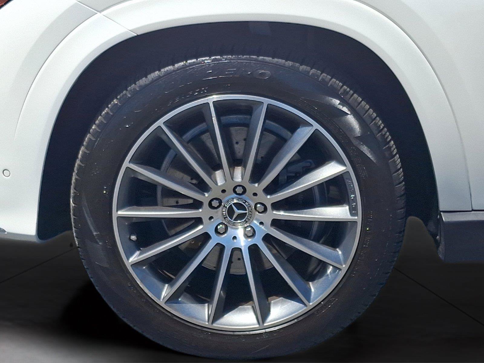 Used 2024 Mercedes-Benz GLE 450 4MATIC image 29
