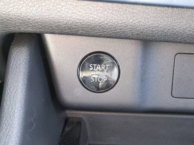 Used 2024 Nissan Rogue SV w/ SV Premium Package AWD/4WD image 26