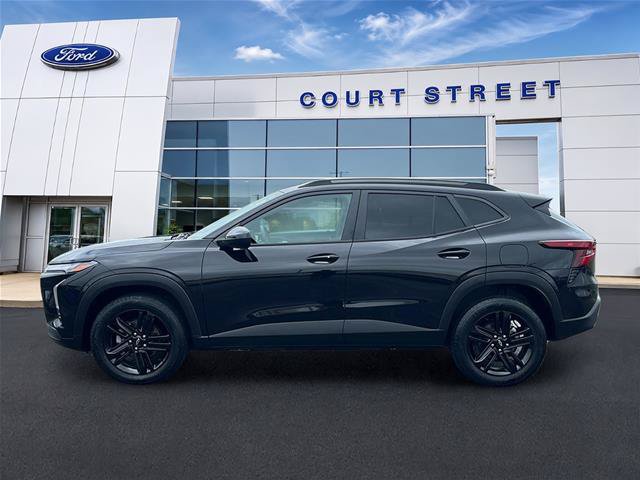 Used 2025 Chevrolet Trax ACTIV w/ Driver Confidence Package FWD image 8