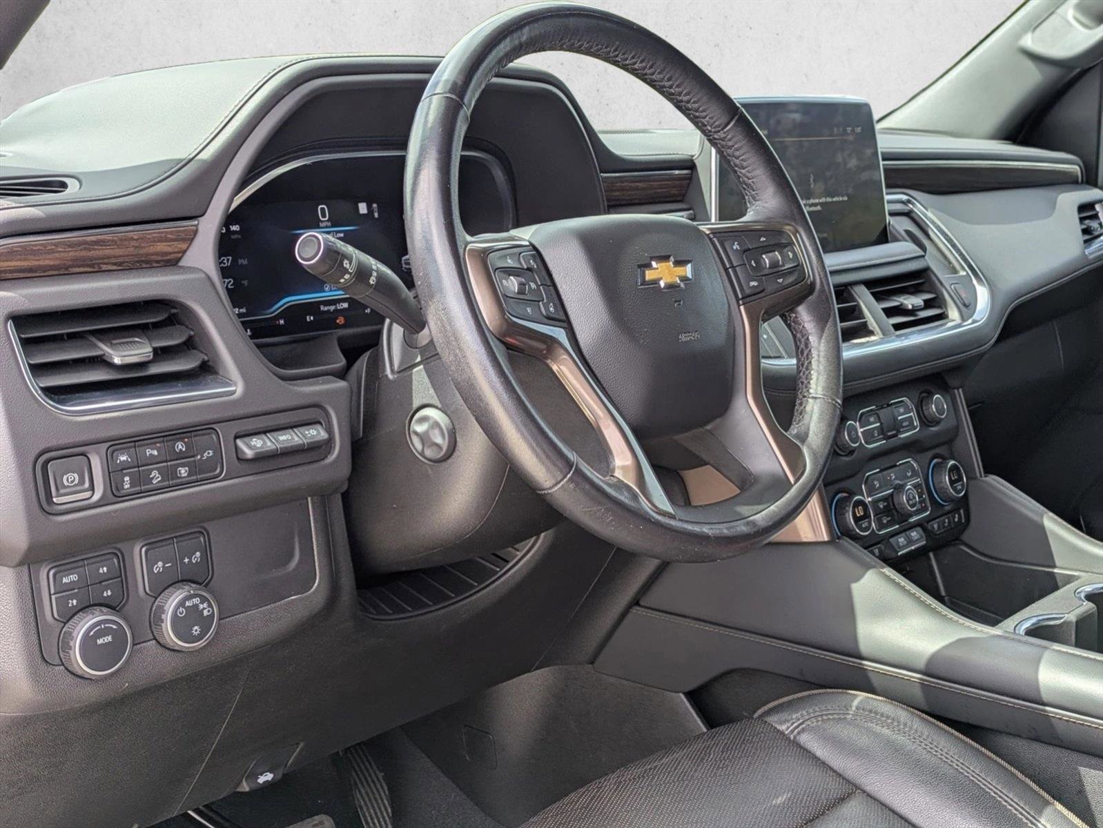 Used 2022 Chevrolet Tahoe High Country AWD/4WD image 9