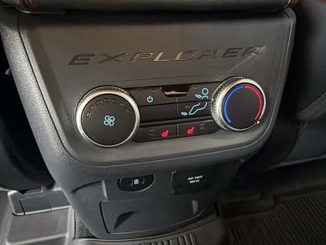 Certified 2025 Ford Explorer ST-Line w/ Premium Package AWD/4WD image 18