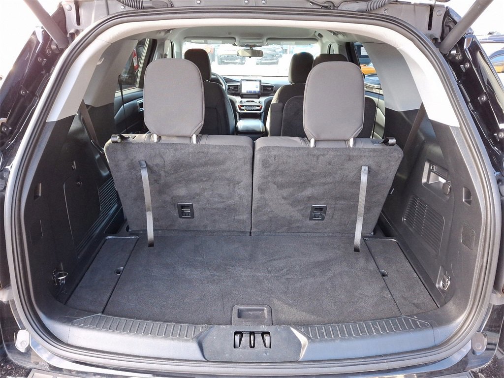 Certified 2023 Ford Explorer XLT image 30