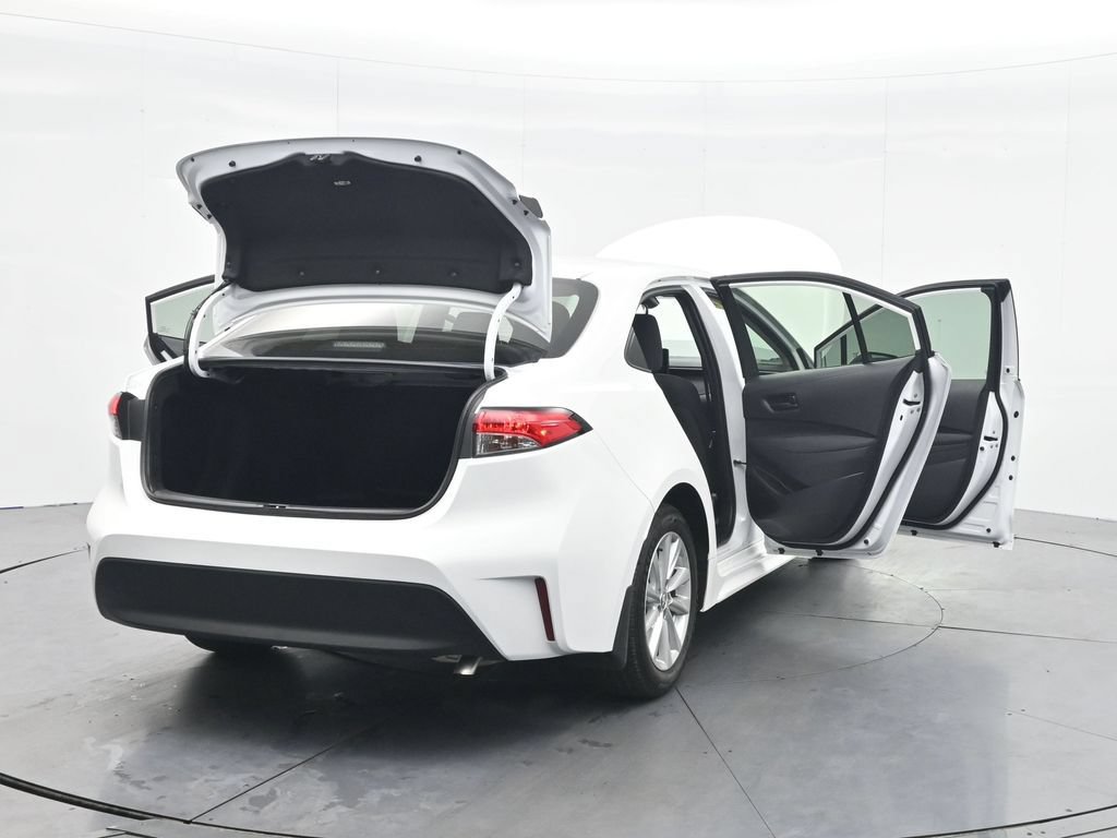 Used 2025 Toyota Corolla LE w/ LE Premium Package FWD image 43