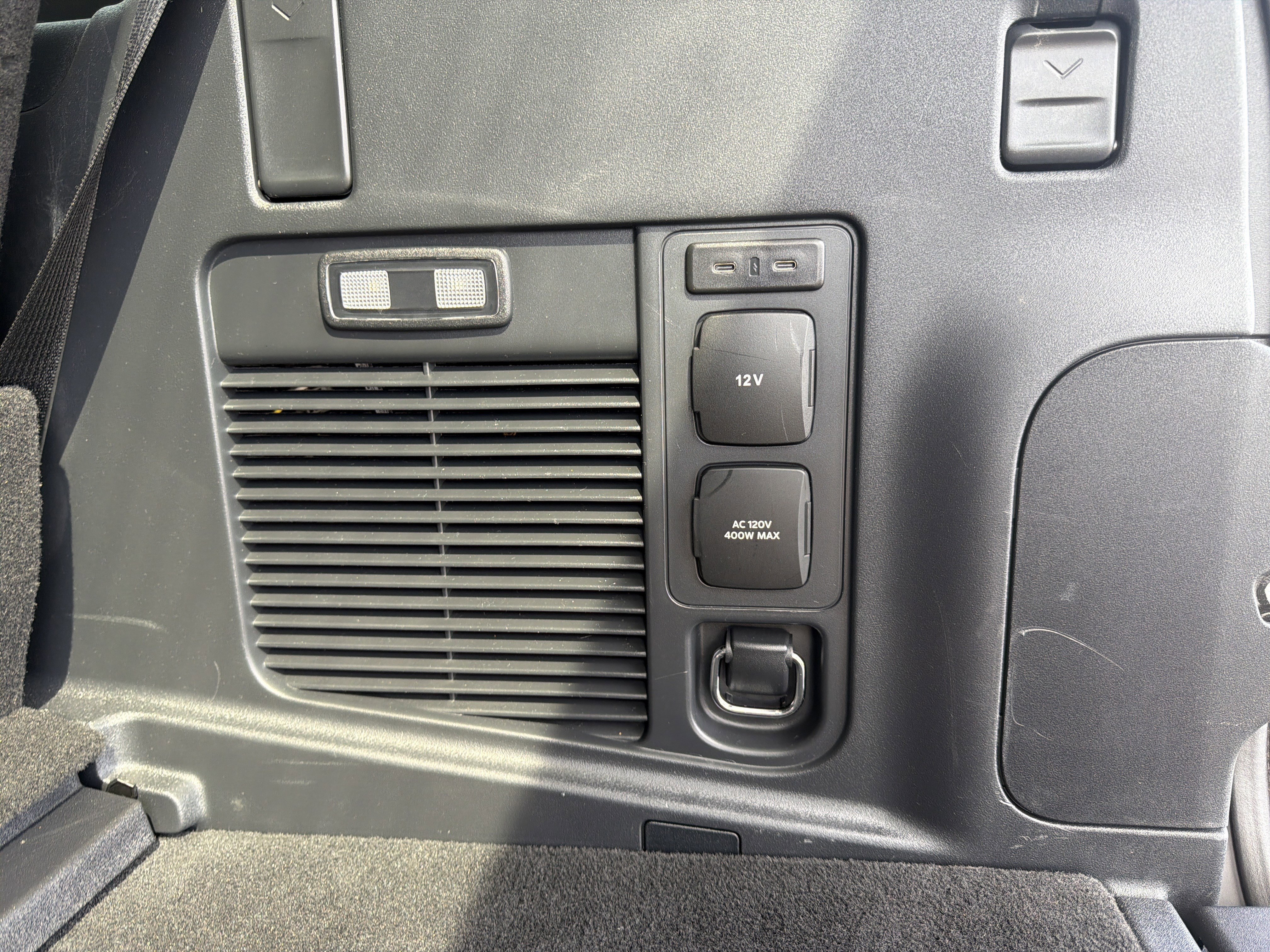 Certified 2025 Ford Expedition Platinum w/ Driver's Package image 24