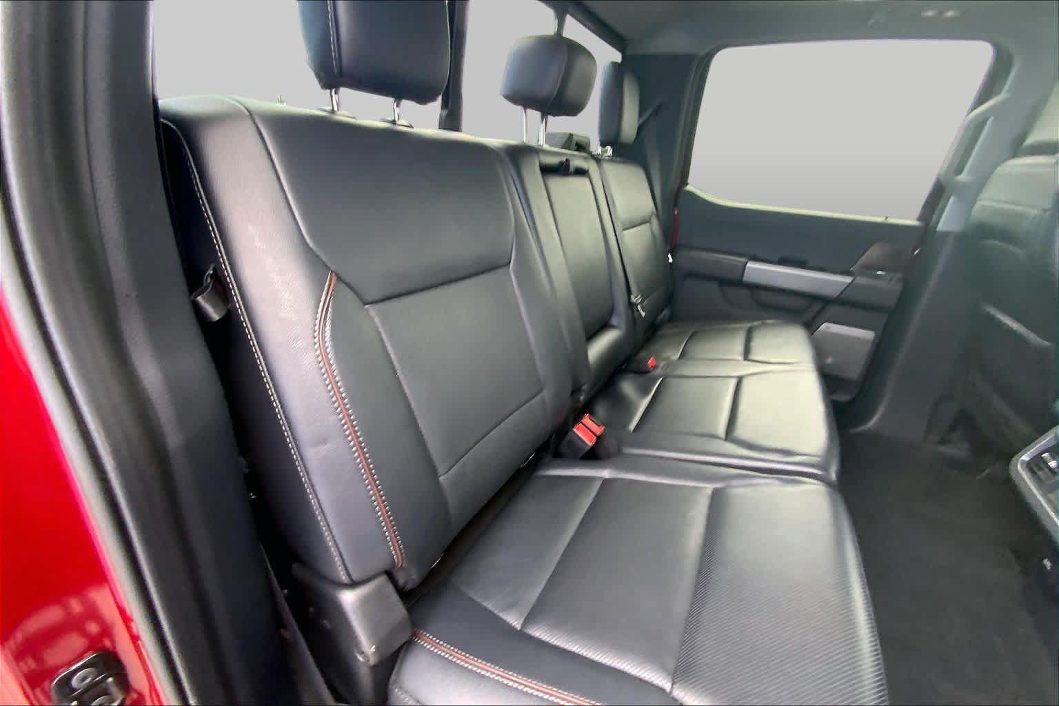 Certified 2024 Ford F250 Lariat w/ Tremor Off-Road Package AWD/4WD image 20