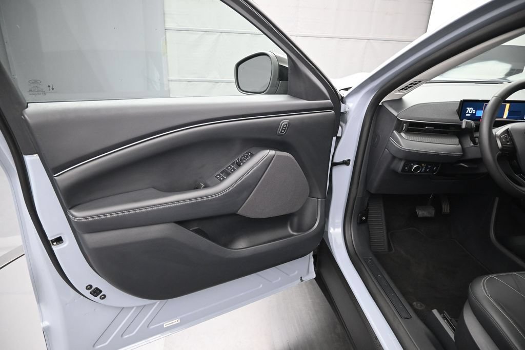 Certified 2024 Ford Mustang Mach-E Select RWD image 14