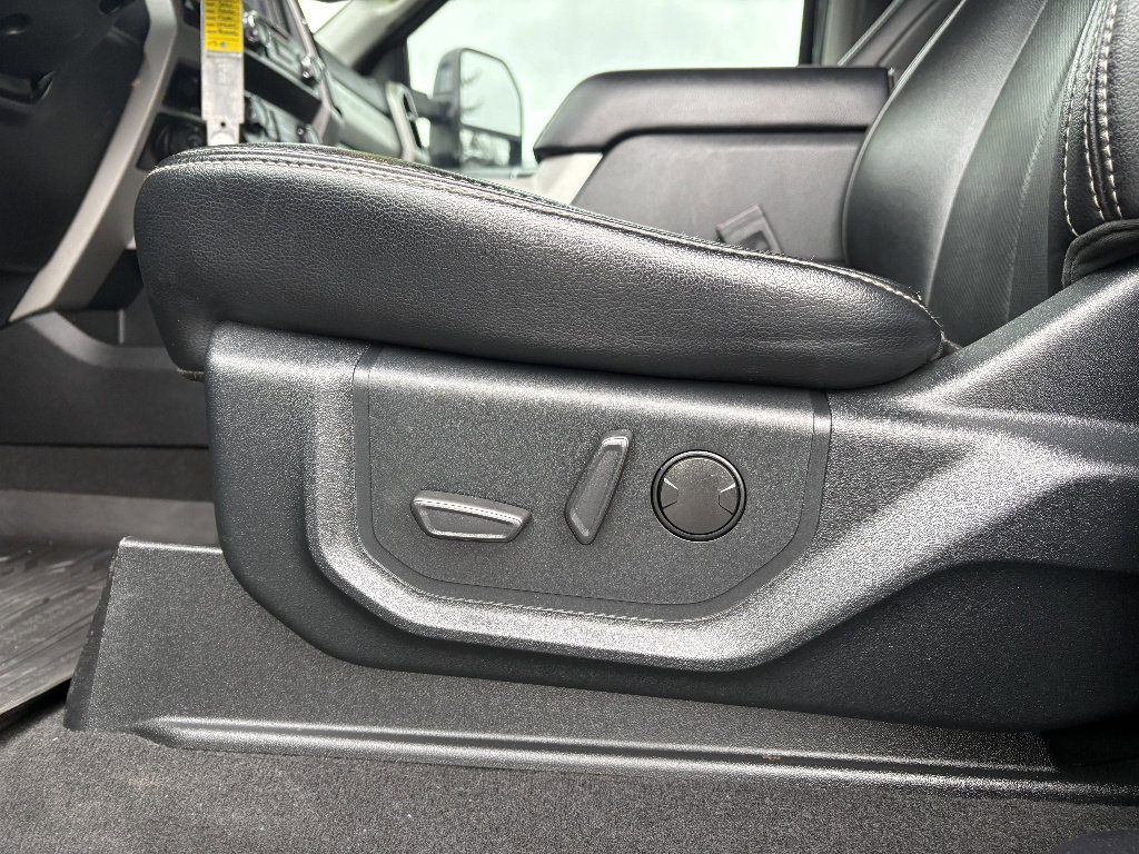 Certified 2021 Ford F250 Lariat image 33