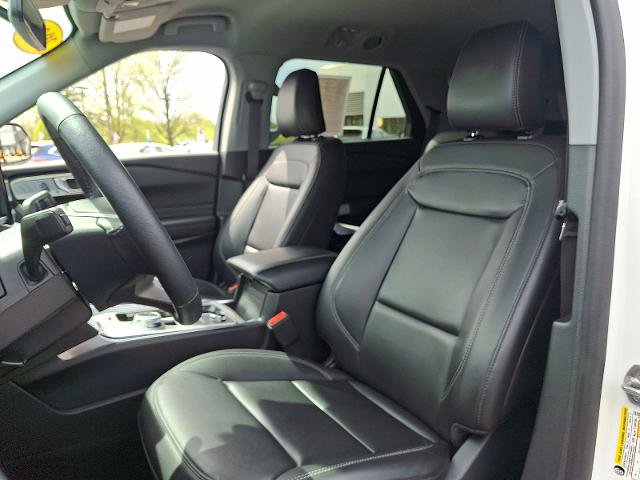 Certified 2024 Ford Explorer XLT w/ Equipment Group 202A AWD/4WD image 14