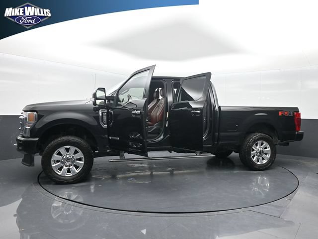 Certified 2022 Ford F250 Platinum w/ FX4 Off-Road Package AWD/4WD image 28