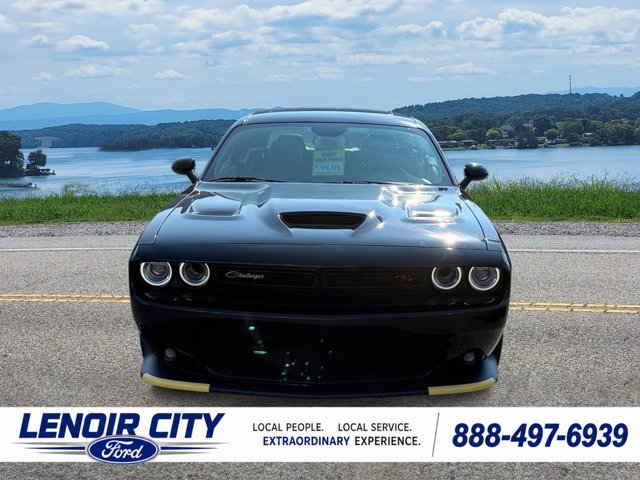 Used 2023 Dodge Challenger R/T Scat Pack w/ Plus Package RWD image 8